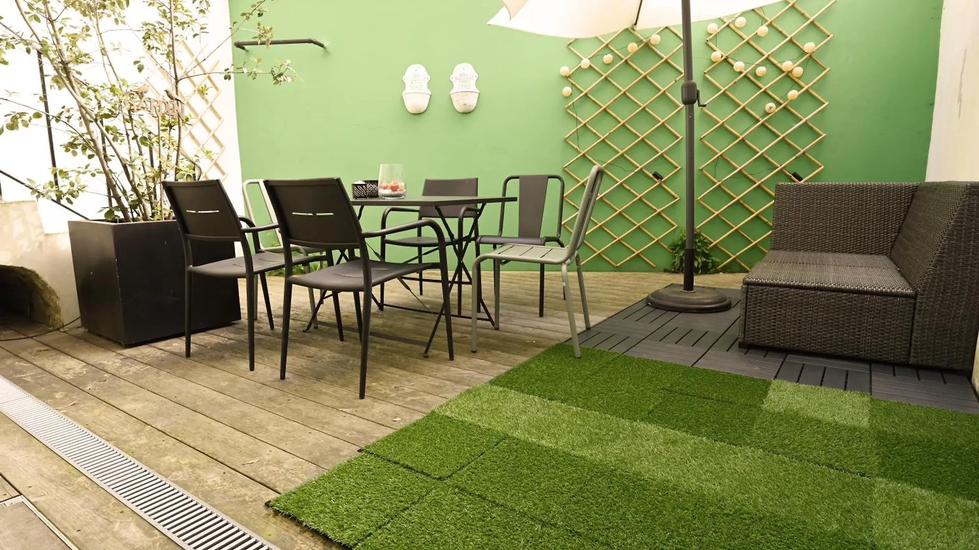 Apartment Superb 3 Bedroom & 3 Bathroom Duplex In Brussels City Centre